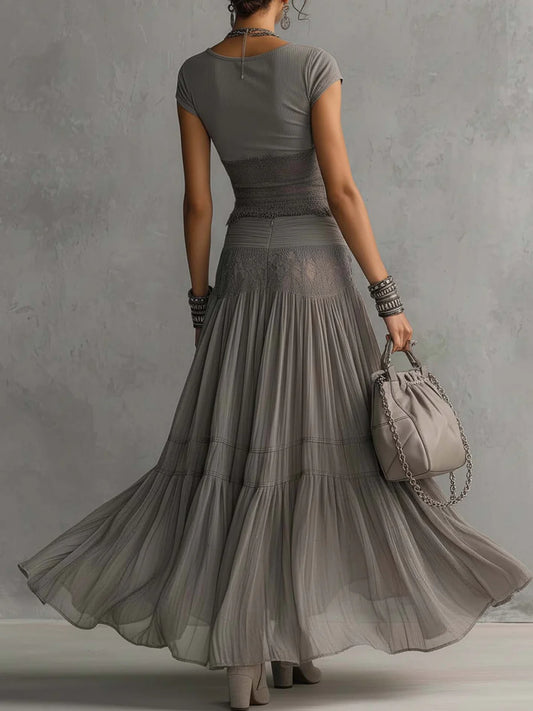Adriana Conjunto de Top Gris de Encaje Transparente y Falda Maxi Plisada