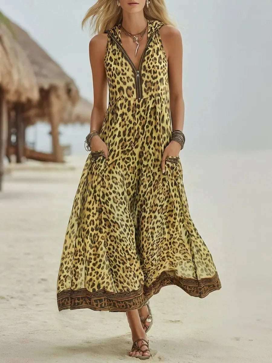 Camila Vestido Maxi Animal Print con Capucha