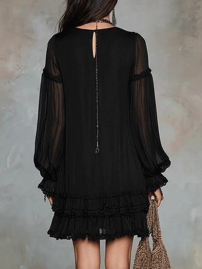 Carolina Vestido Mini de Chiffon Negro con Mangas Farol y Volantes