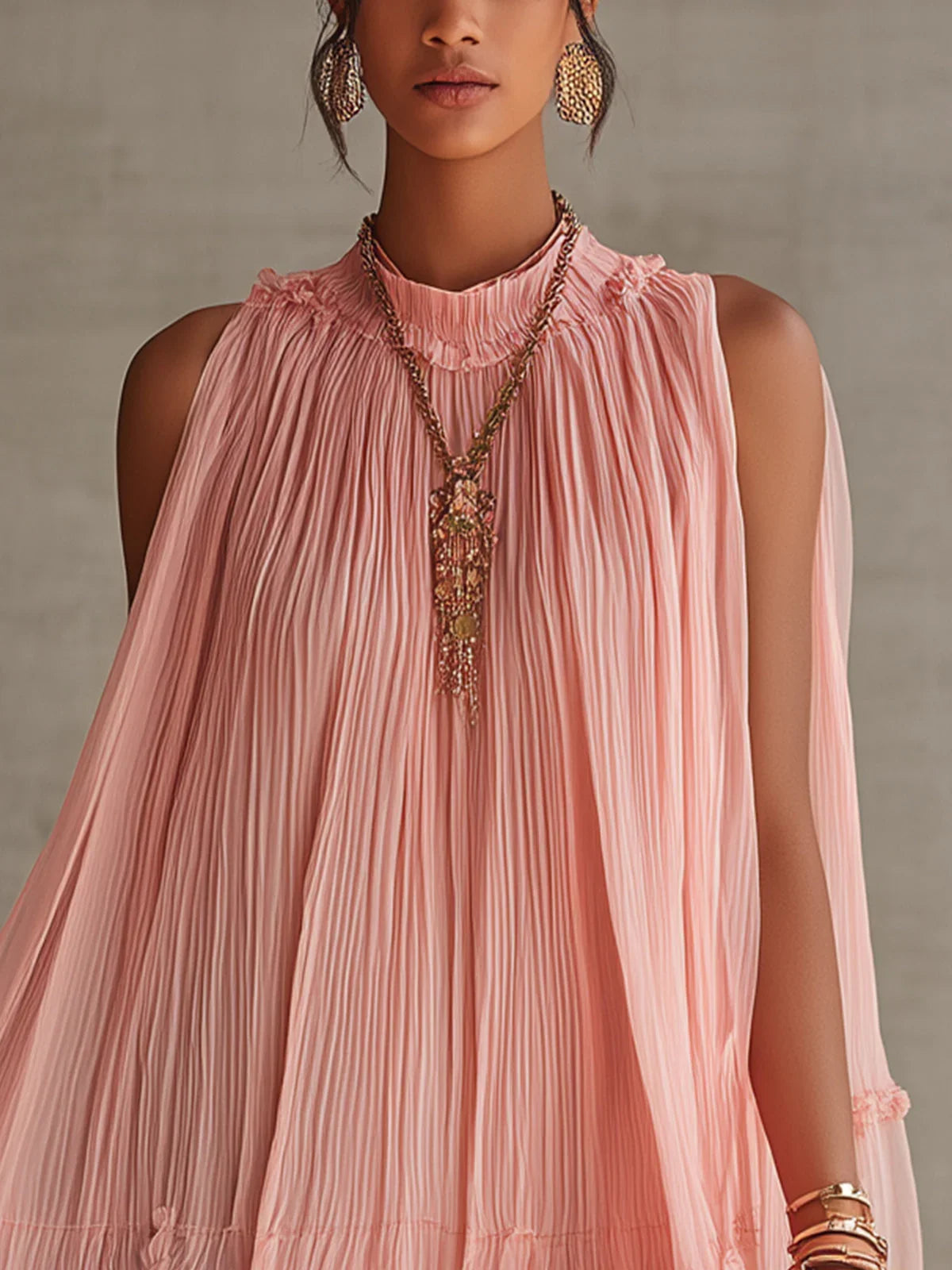 Magdalena Vestido Mini de Chiffon Rosa a Rayas con Escote Halter