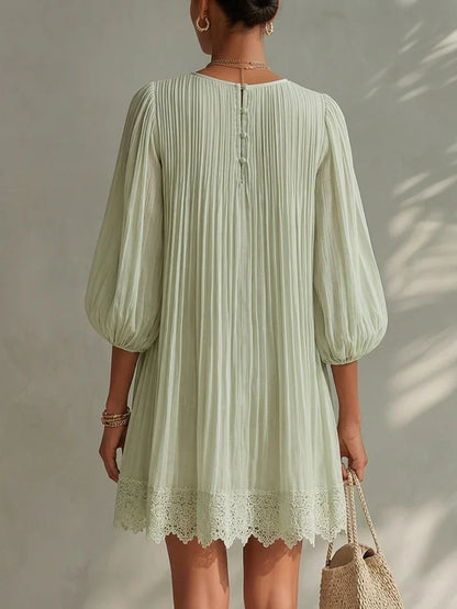 Iria Vestido Mini Verde Claro de Chiffon Plisado con Mangas Farol de Encaje