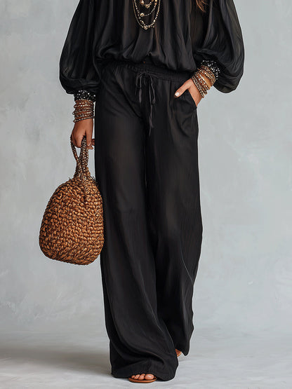 Rocío Conjunto Negro de Top con Hombros Descubiertos y Lentejuelas y Pantalón Ancho con Cordón