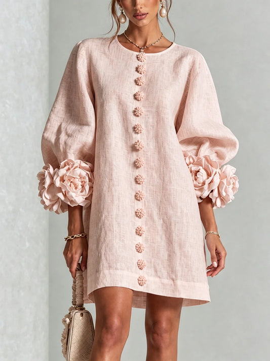 Elvira Vestido Mini Blanco con Botones Florales y Mangas de Flores