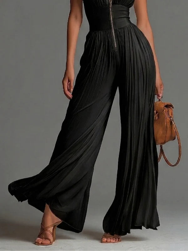 Mono Negro sin Mangas de Chiffon con Escote en V, Pliegues, Cremallera y Pernera Ancha