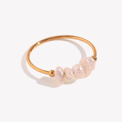 Elena Anillo Dorado de Acero Inoxidable con Perla de Agua Dulce