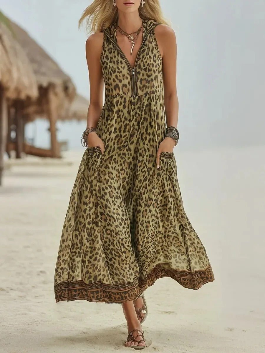 Camila Vestido Maxi Animal Print con Capucha