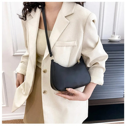 Elena Bolso Baguette Minimalista