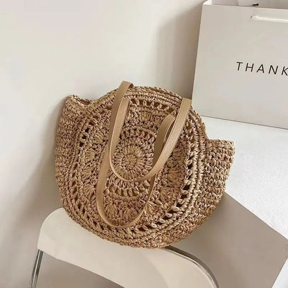 Adriana Bolso Redondo de Rafia Tejida Estilo Bohemio
