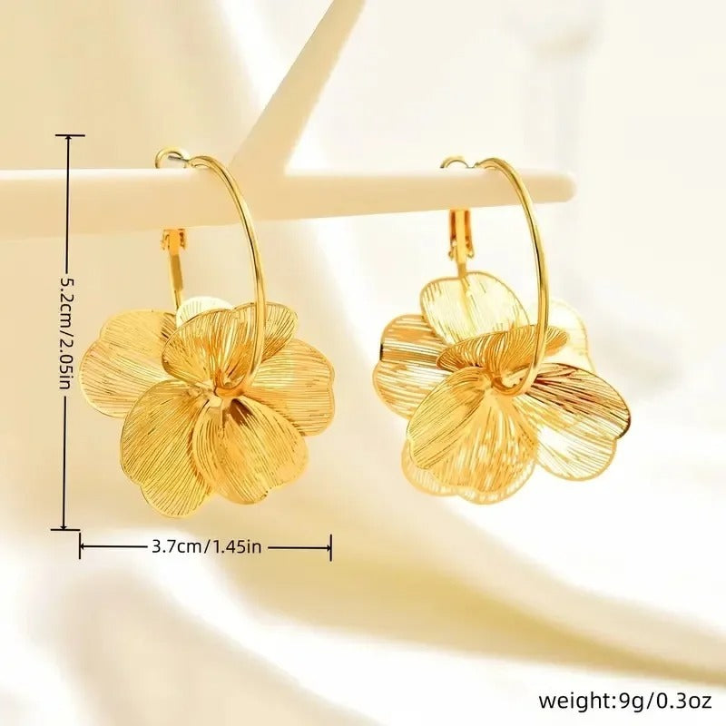 Pendientes Aveline Flor Dorada